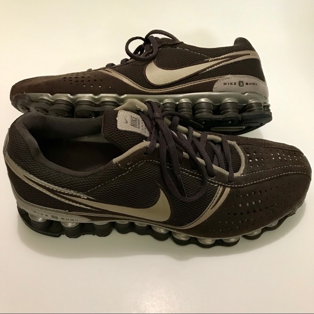 Women’s Nike Shox brown size 8